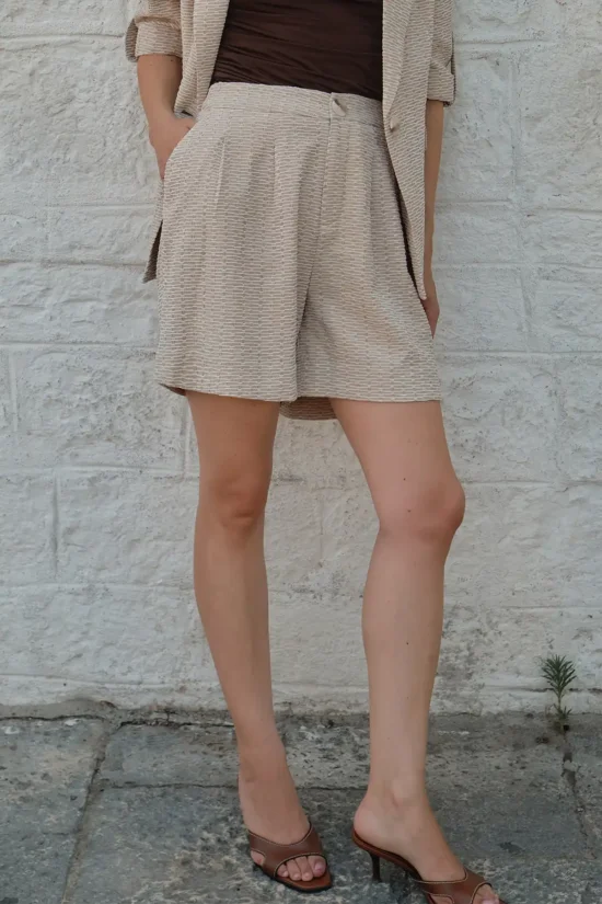Short Amalia Beige